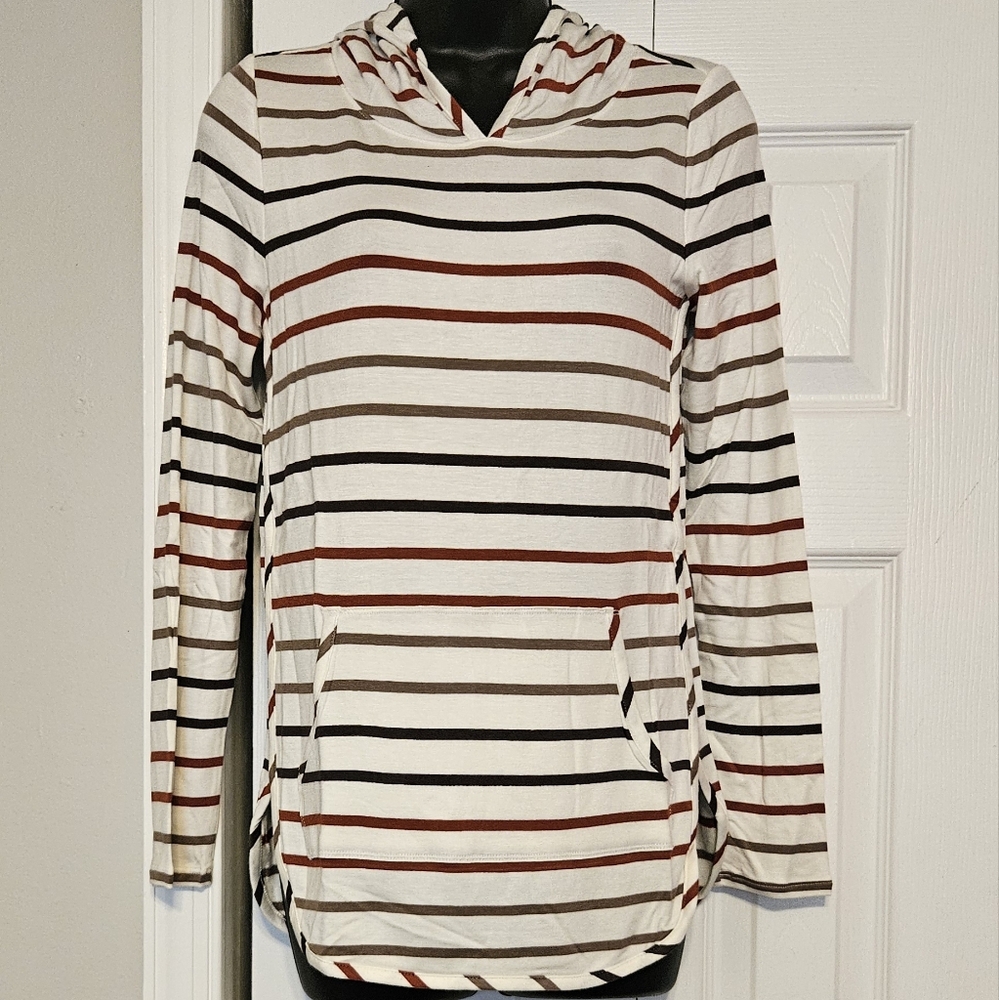 Market & Spruce Women's Hoodie with Front Pocket